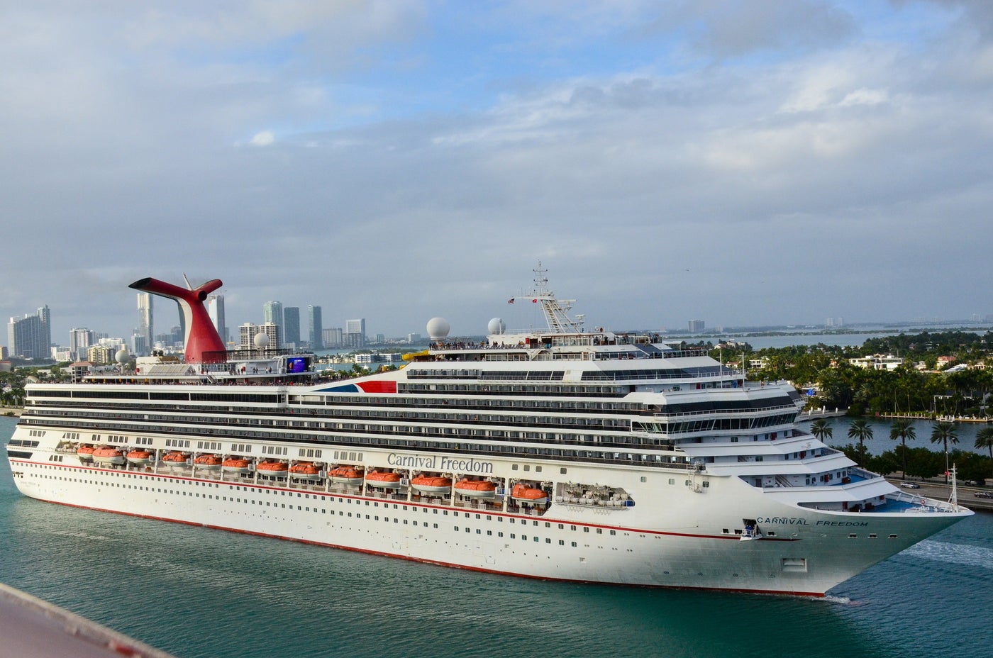 Fire destroys funnel on Carnival cruise ship; sailings canceled